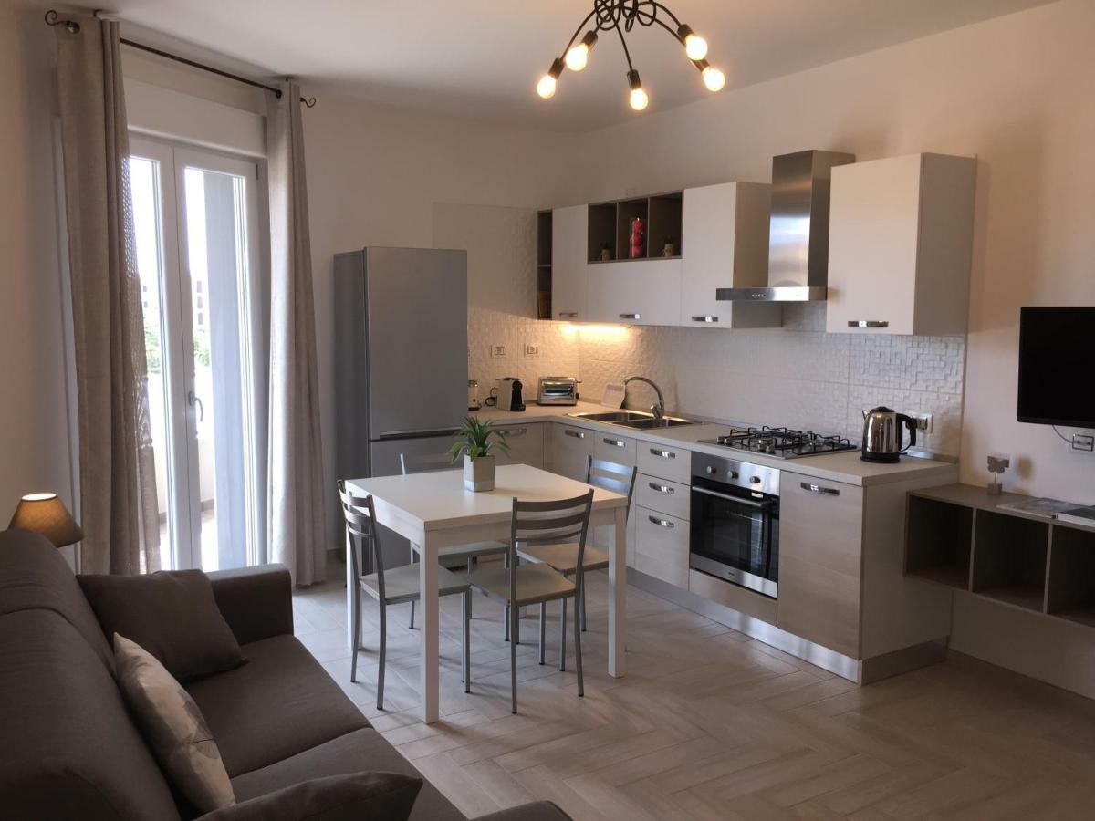 Le Domus Modern Apartments Cagliari Su Forti Exterior photo